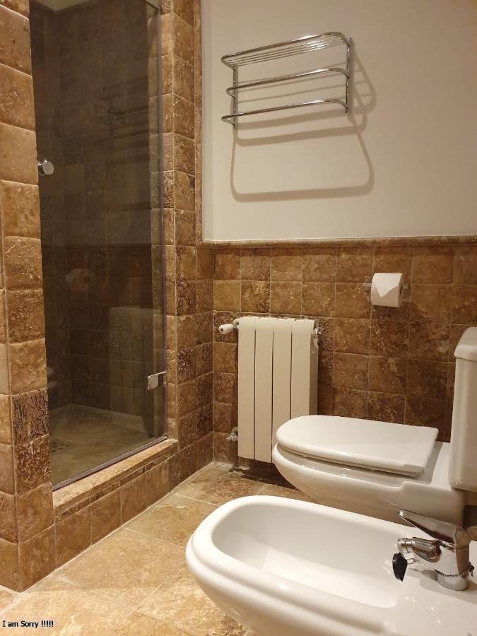 Royal 2 /freewifi,sharedpool,freeparking Apartment Malaga